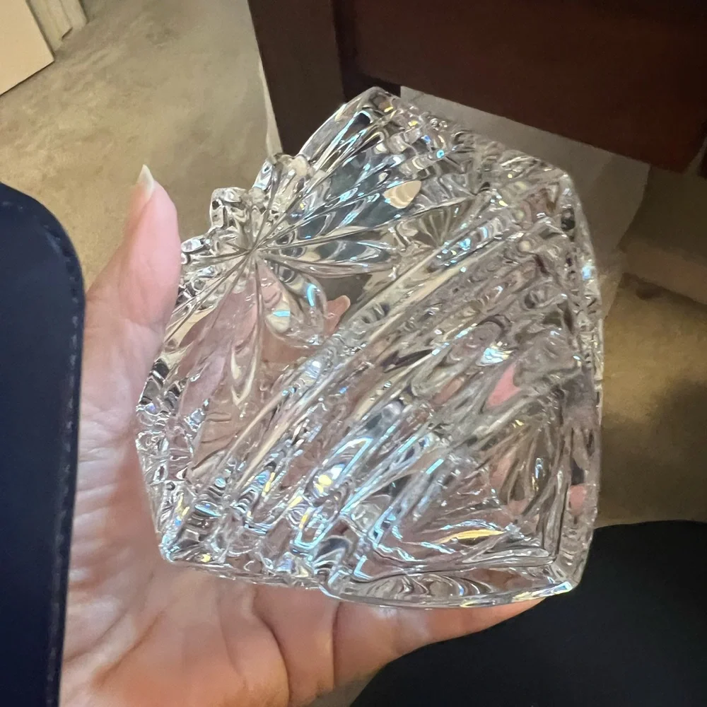 Crystal‎ vase small